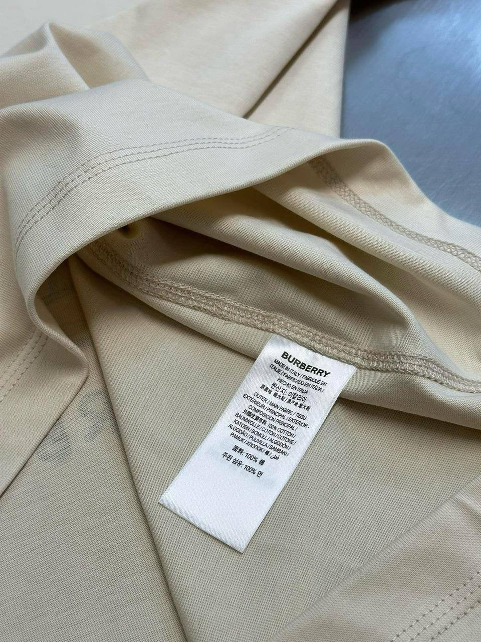 Burberry T-Shirt