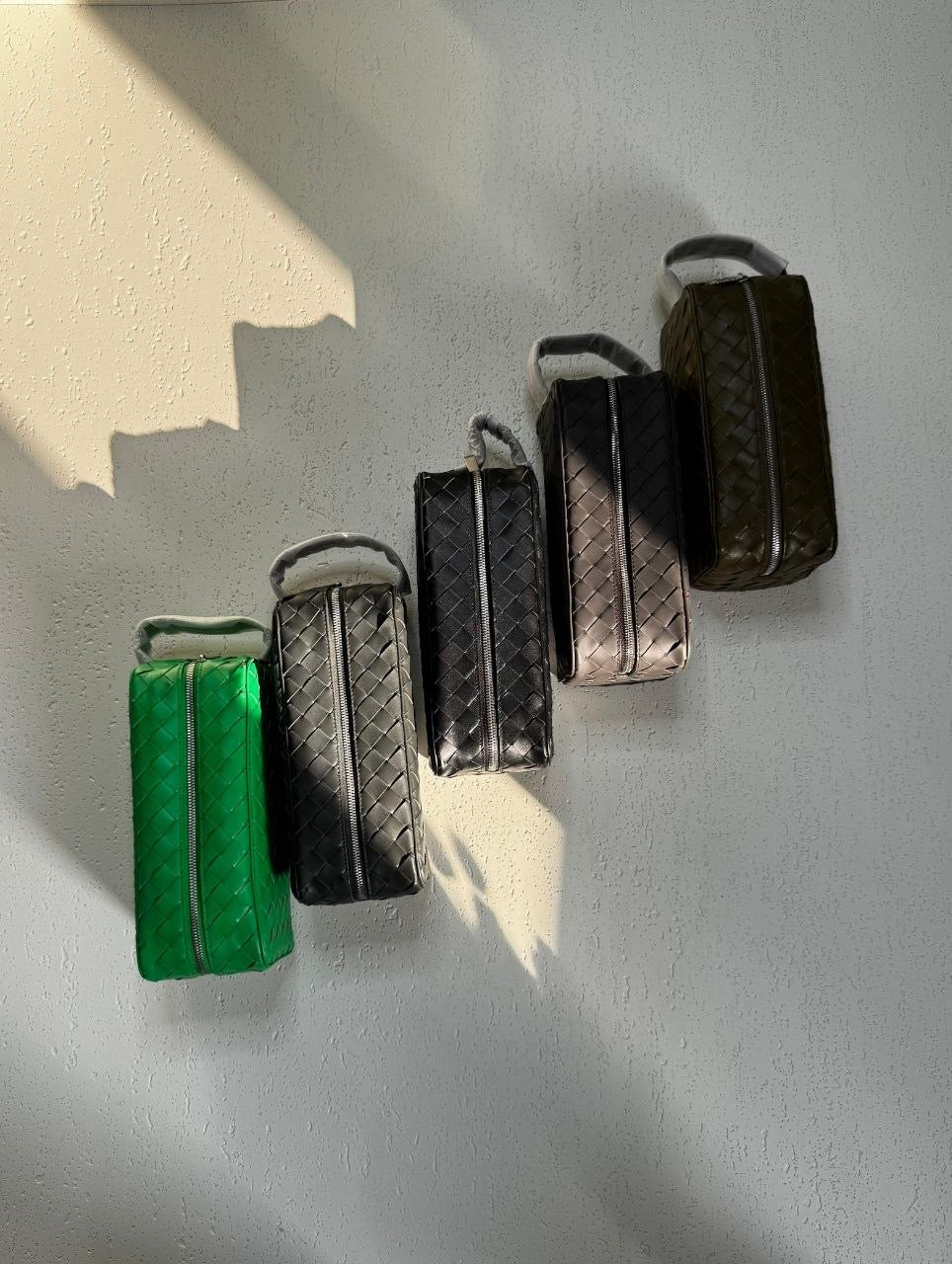 Bottega Veneta Pouch (VIP Quality)