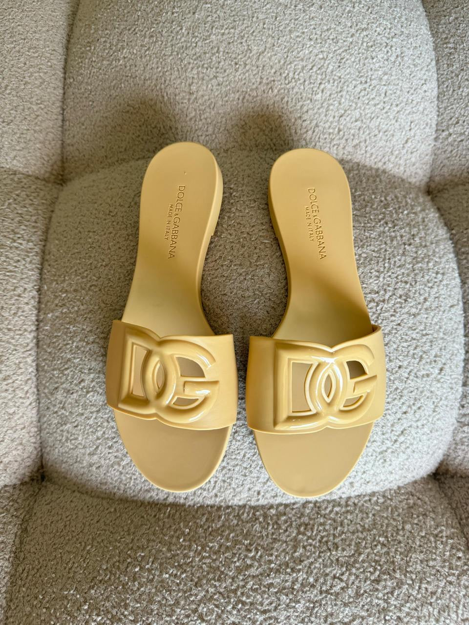 Dolce & Gabbana Slippers 2 colors