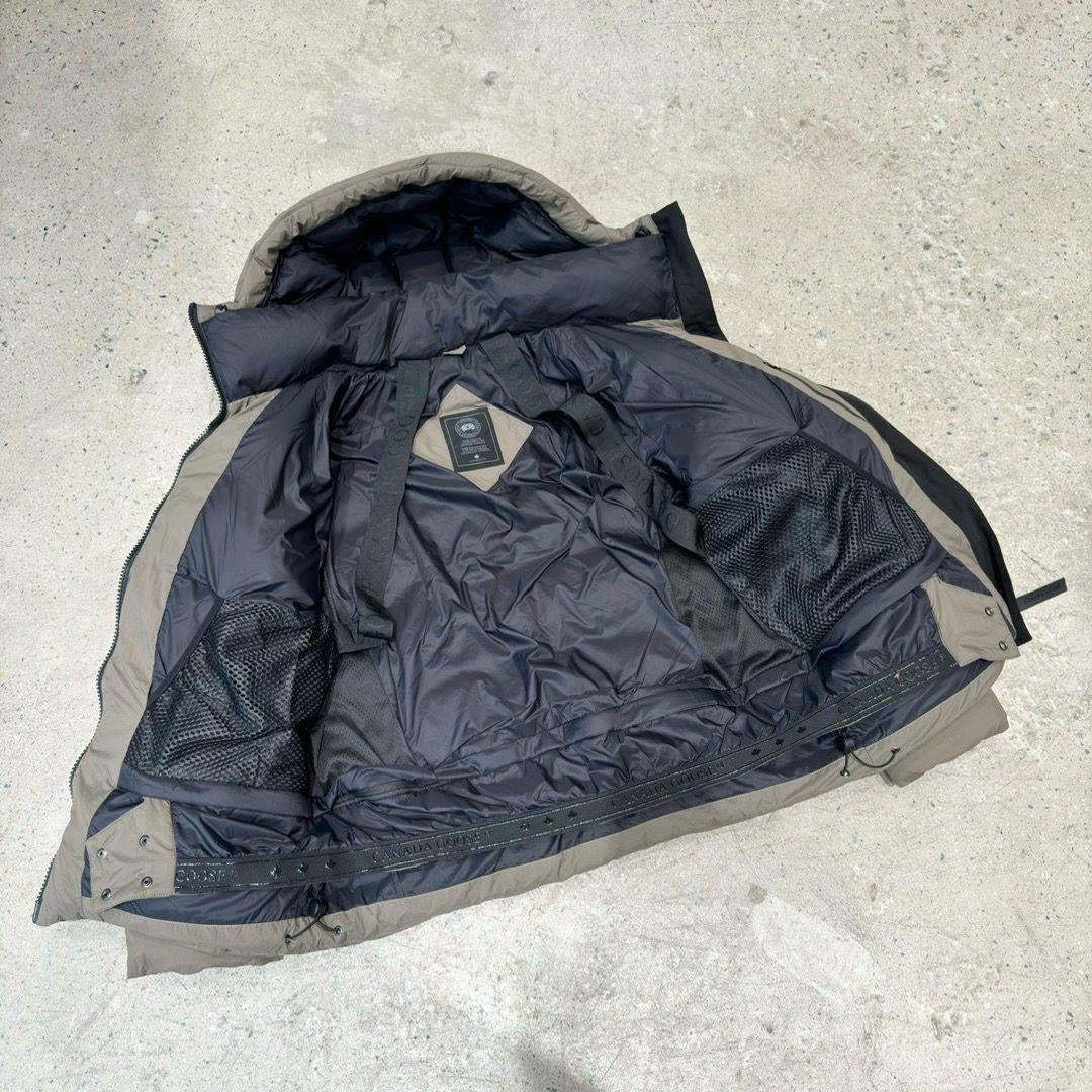 Canada Goose Jacket