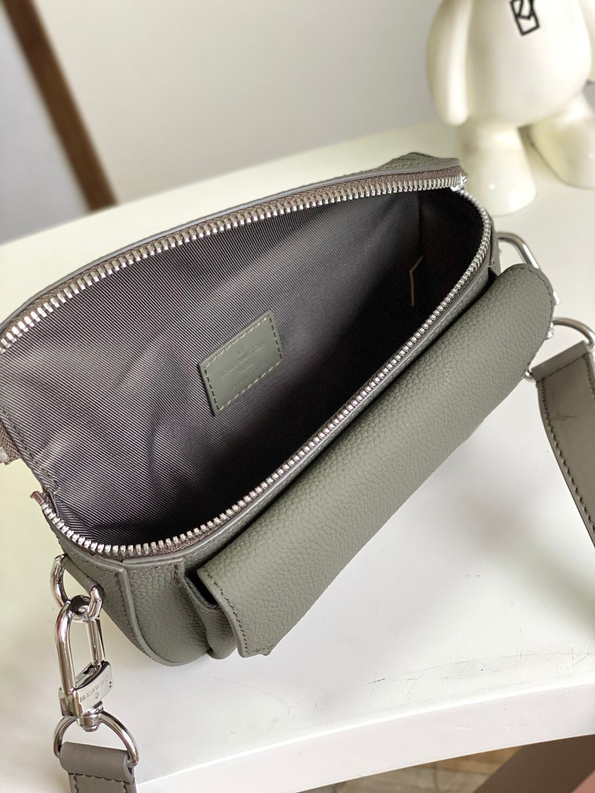 Louis Vuitton Messenger Bag 2 colors