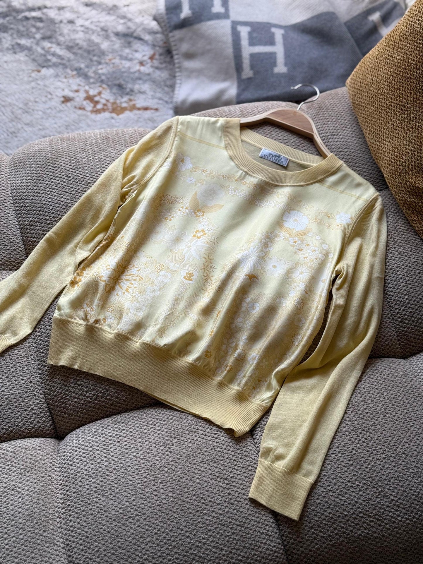 Hermes Sweater