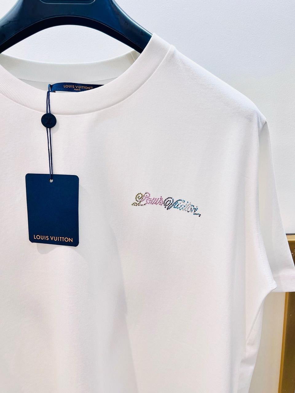 Louis Vuitton T-Shirt 2 colors