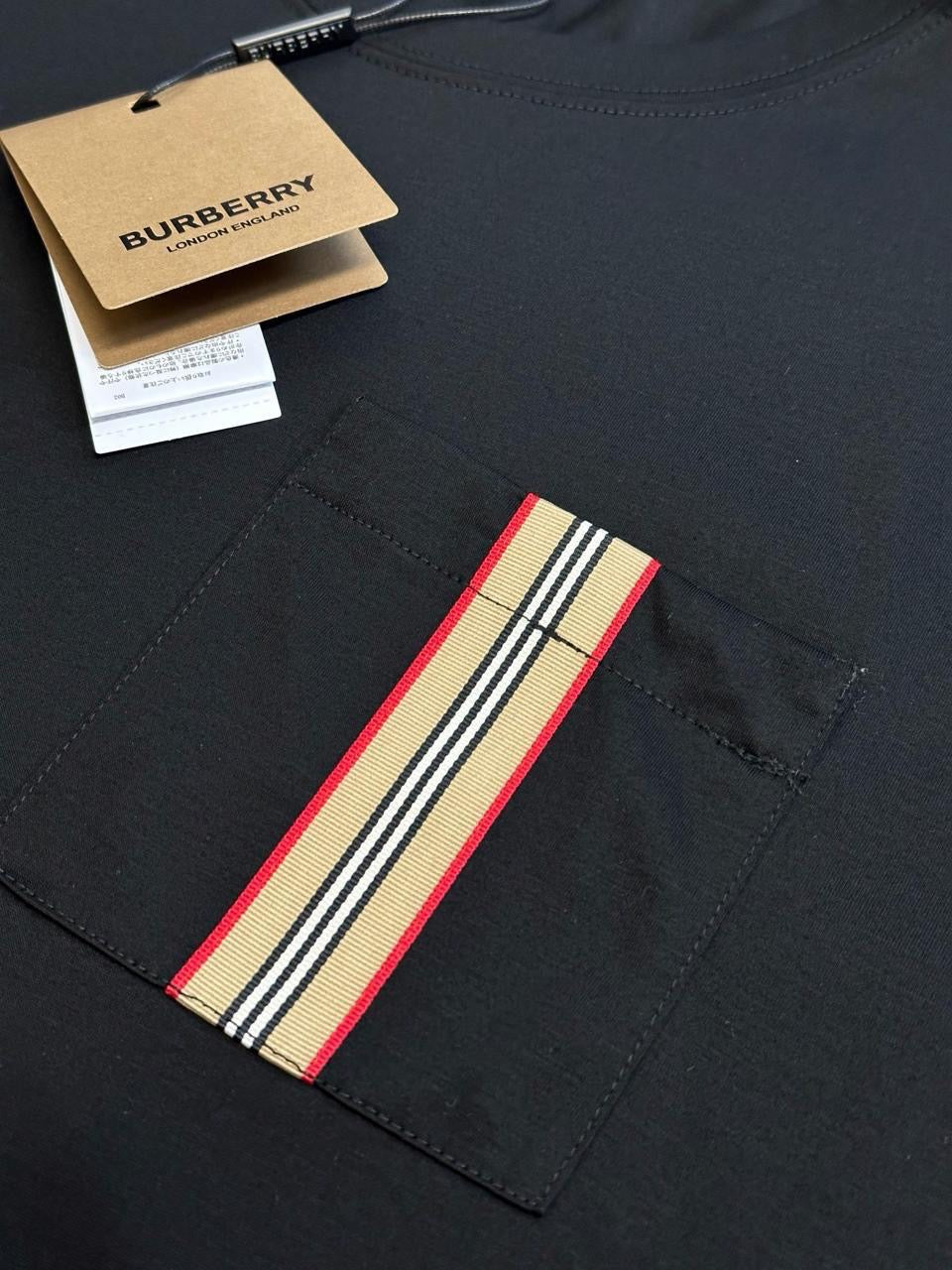 Burberry T-Shirt