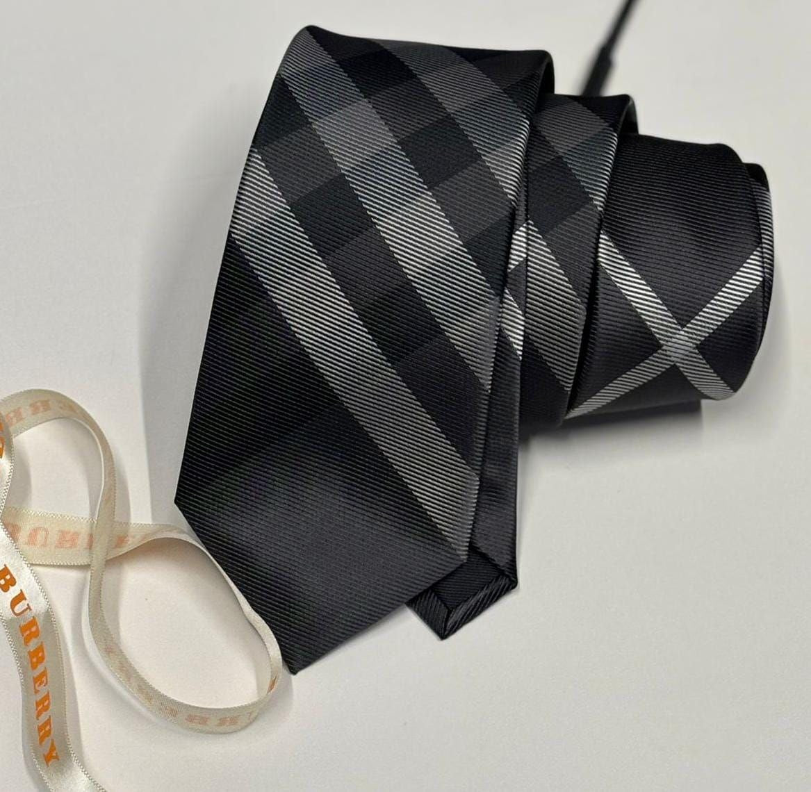 Burberry Tie 3 colors