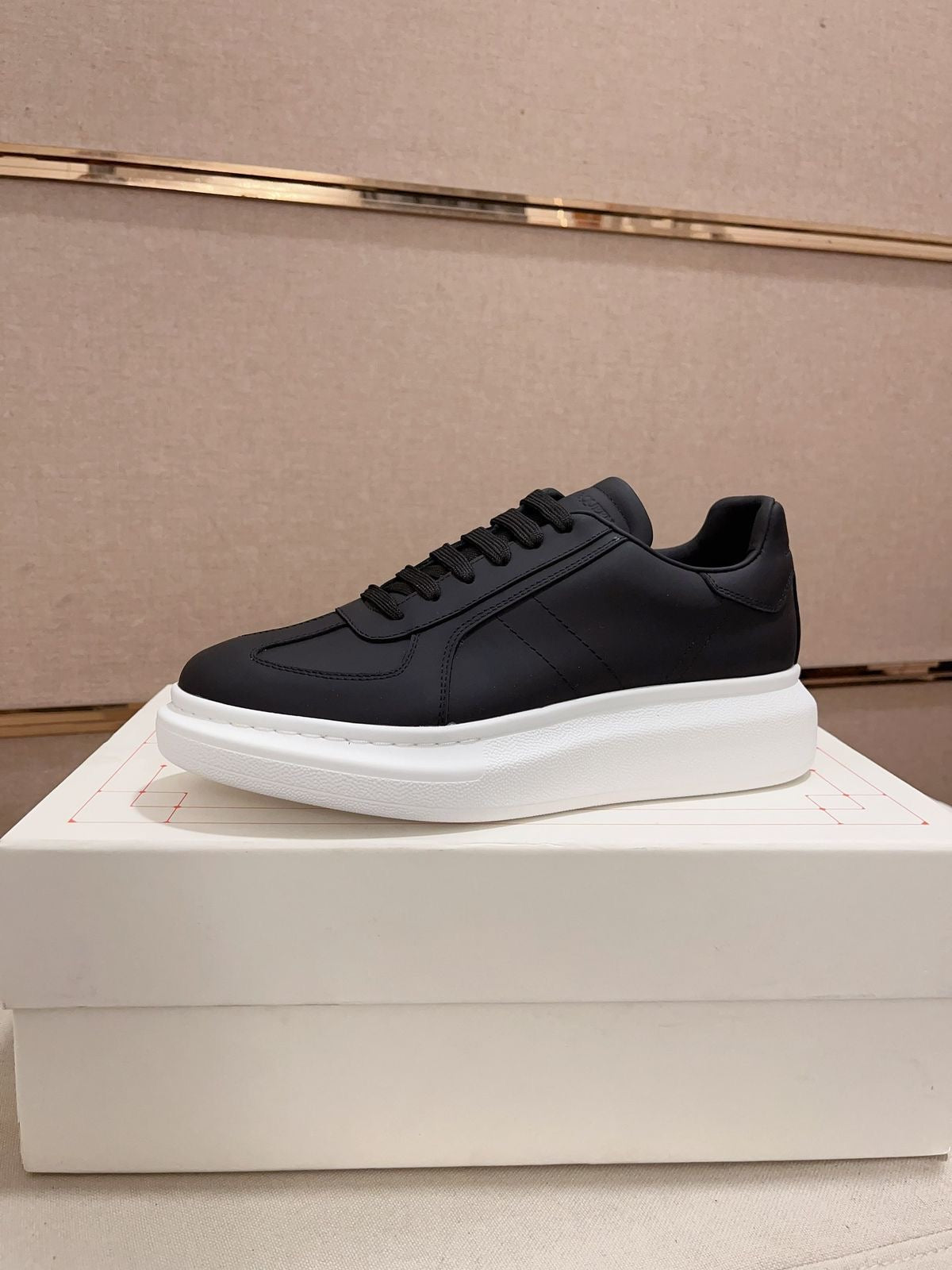 Alexander McQueen Sneakers