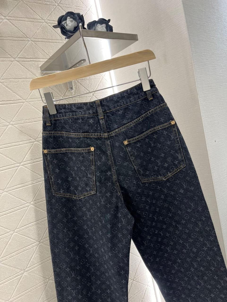 Louis Vuitton Jeans Pants