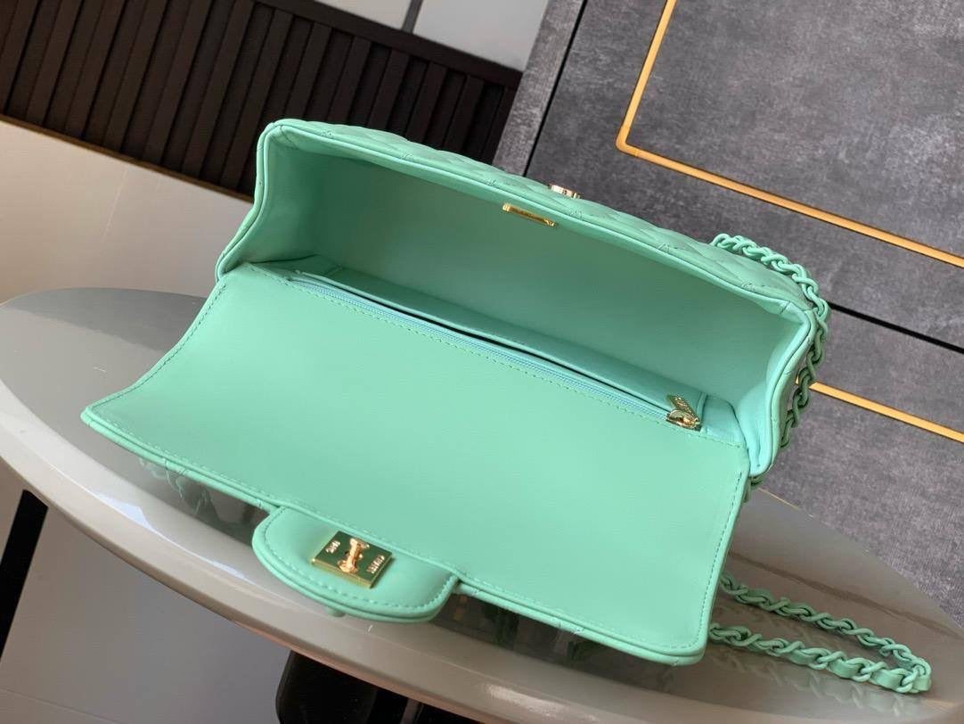 Chanel Sling Bag (VIP Quality)