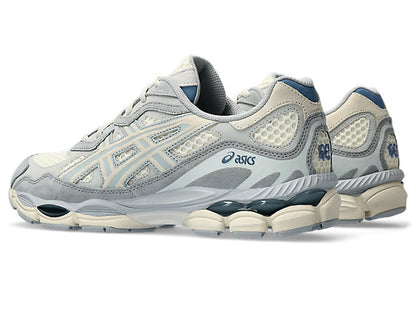 ASICS Sneakers