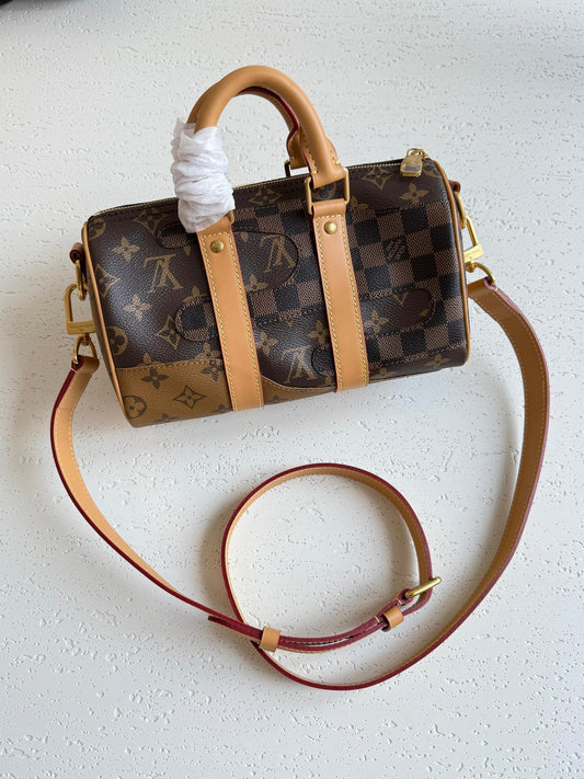 Louis Vuitton Sling Bag (VIP Quality)