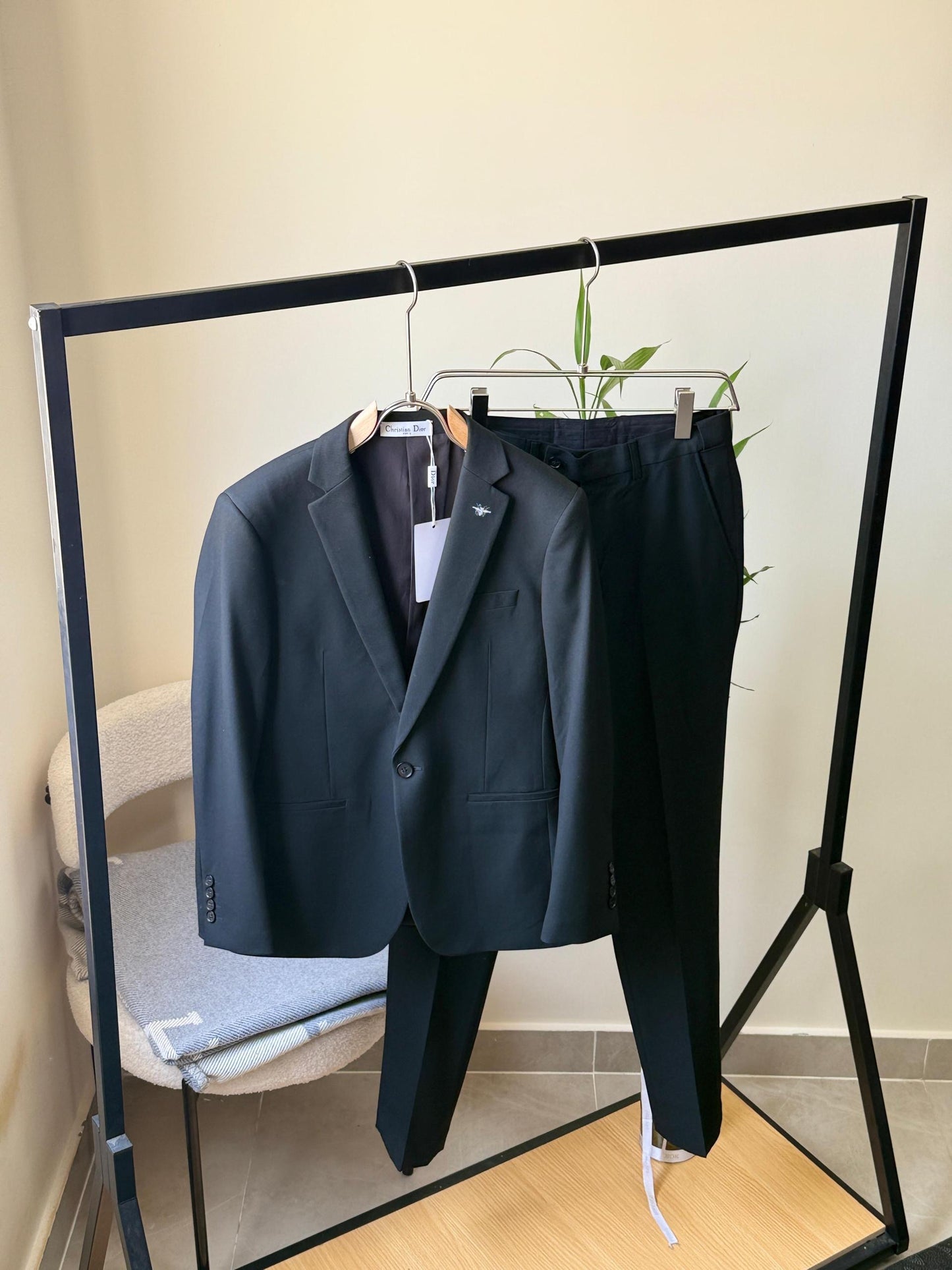 Dior Suit 2 colors
