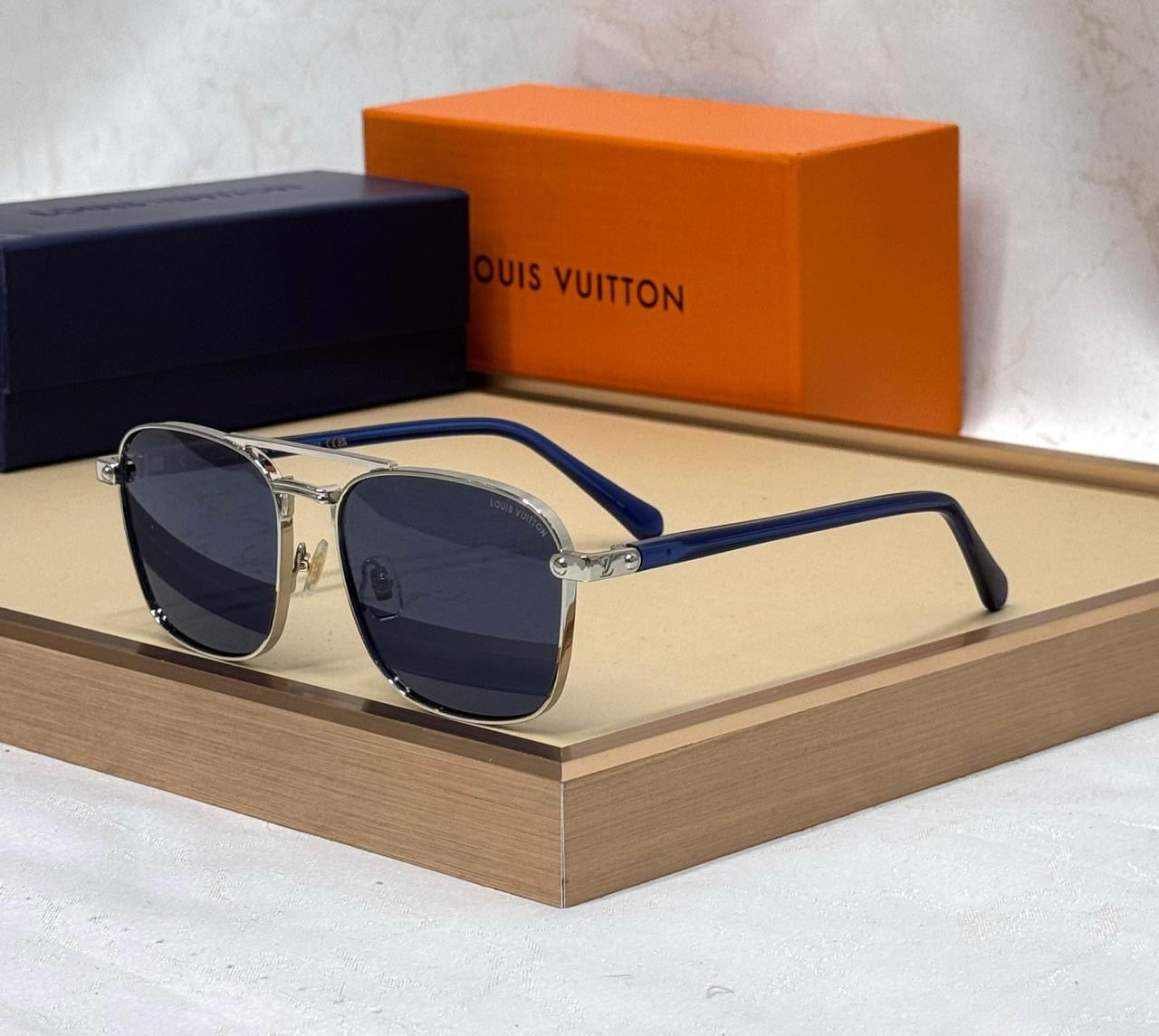 Louis Vuitton Sunglasses 4 colors