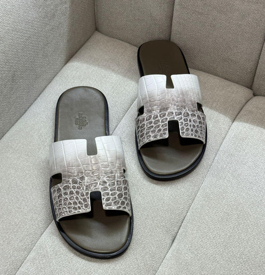 Hermes Slippers 2 colors