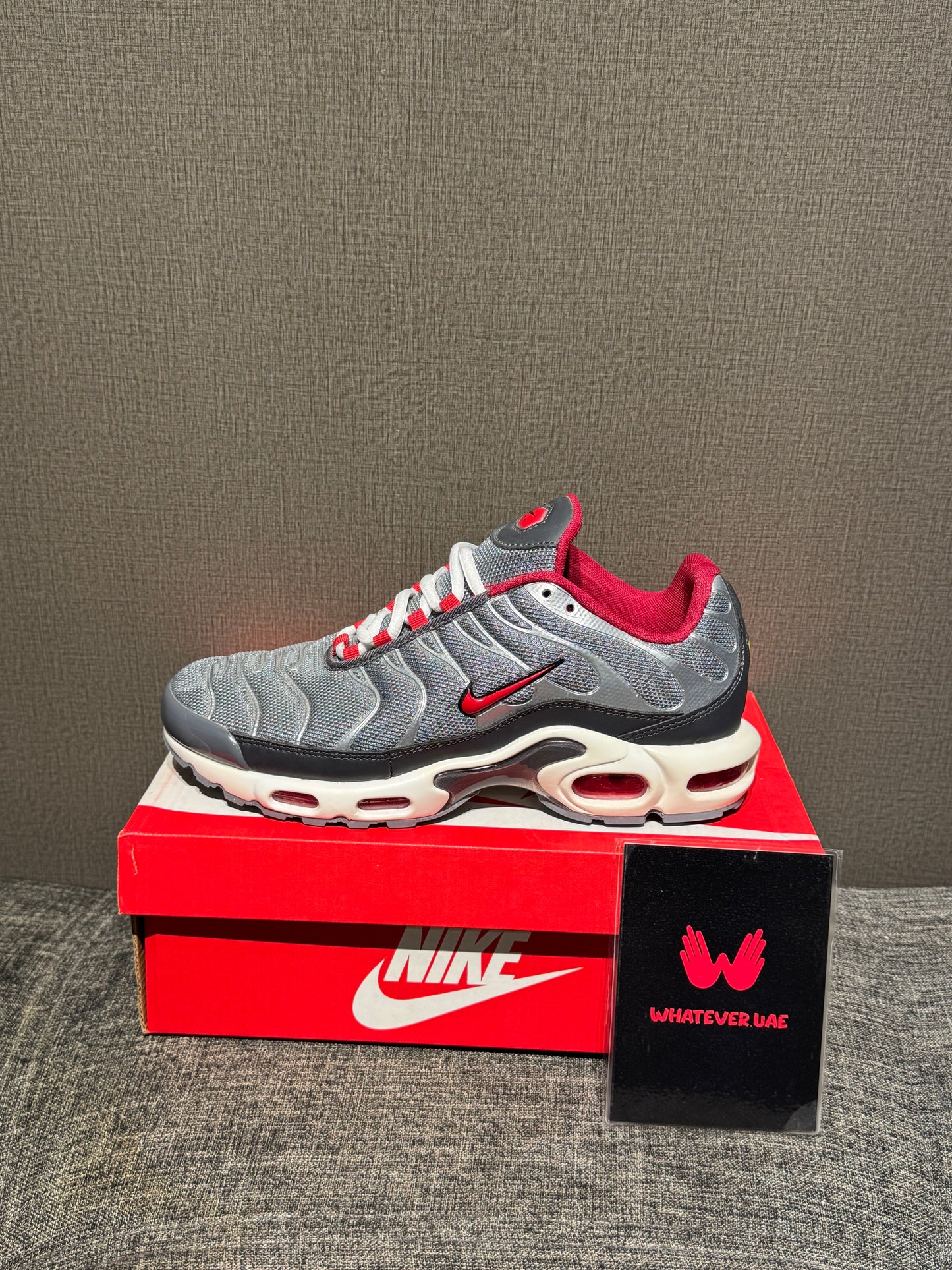 Nike Air Max TN Grey Red