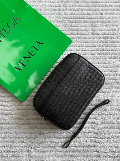 Bottega Pouch