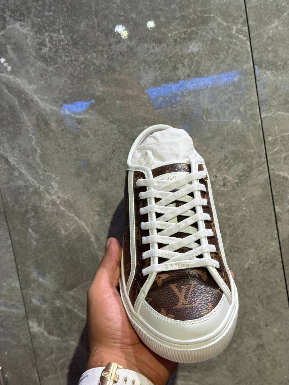 Louis Vuitton Sneakers
