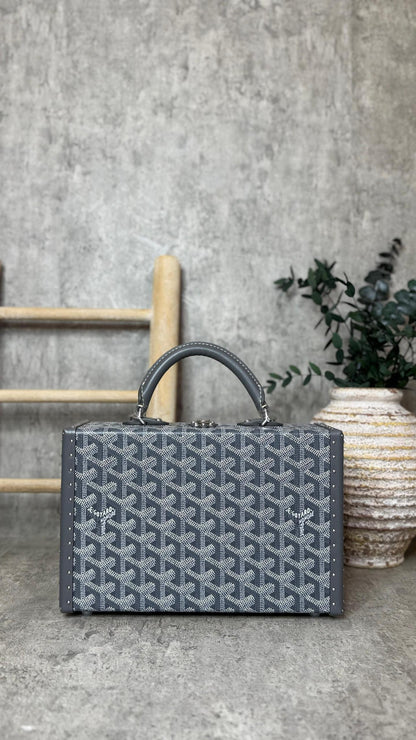 Goyard Grand Hotel Trunk Bag ( VIP Quality )