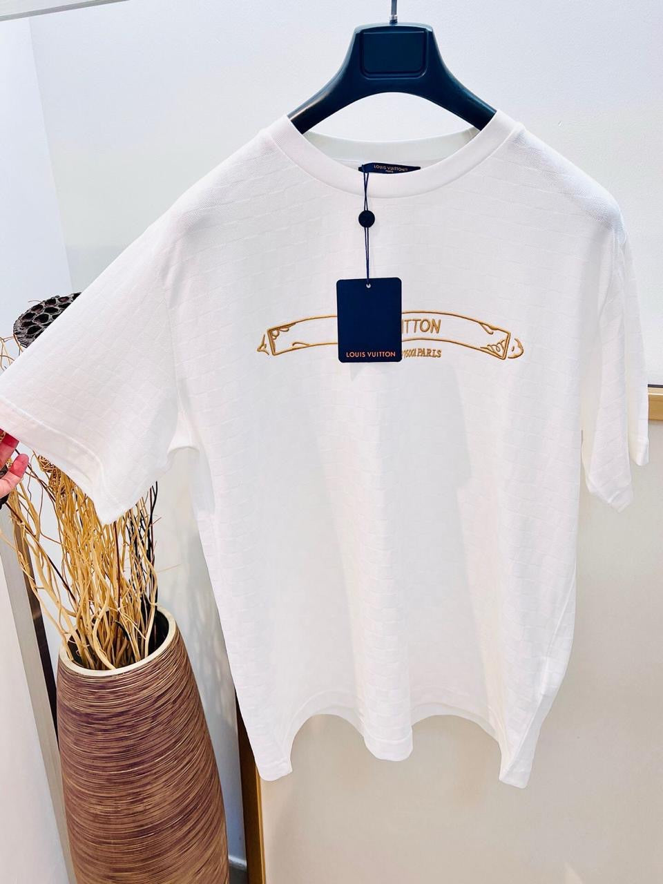 Louis Vuitton T-Shirt 2 colors