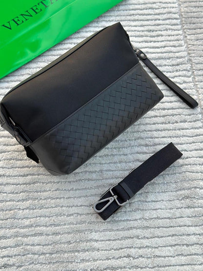 Bottega Pouch