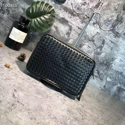 Bottega Messenger Bag