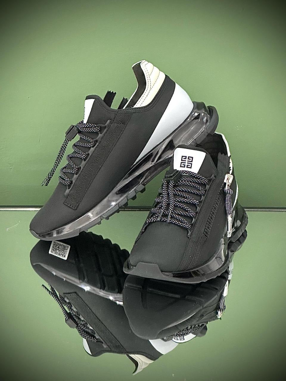 Givenchy Sneakers
