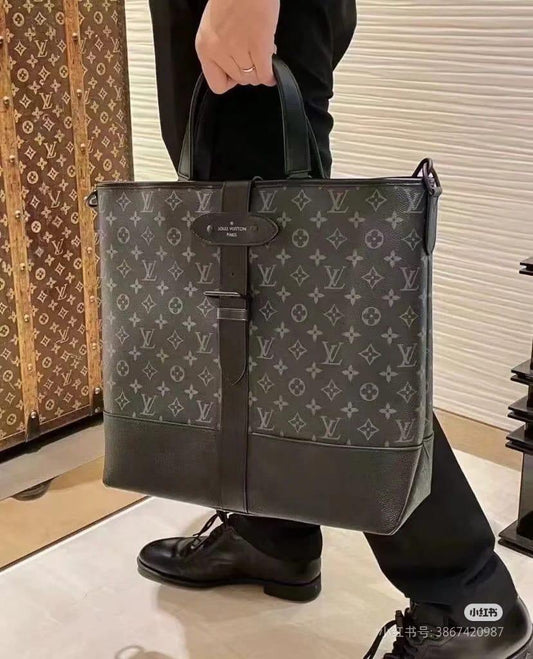 Louis Vuitton Travel Bag