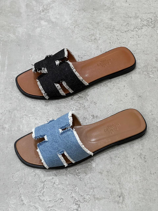 Hermes Slippers 2 colors