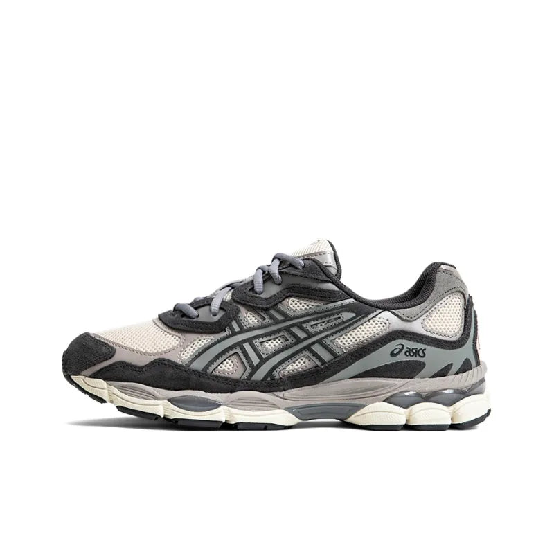 ASICS Sneakers