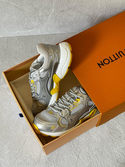 Louis Vuitton Sneakers 4 colors
