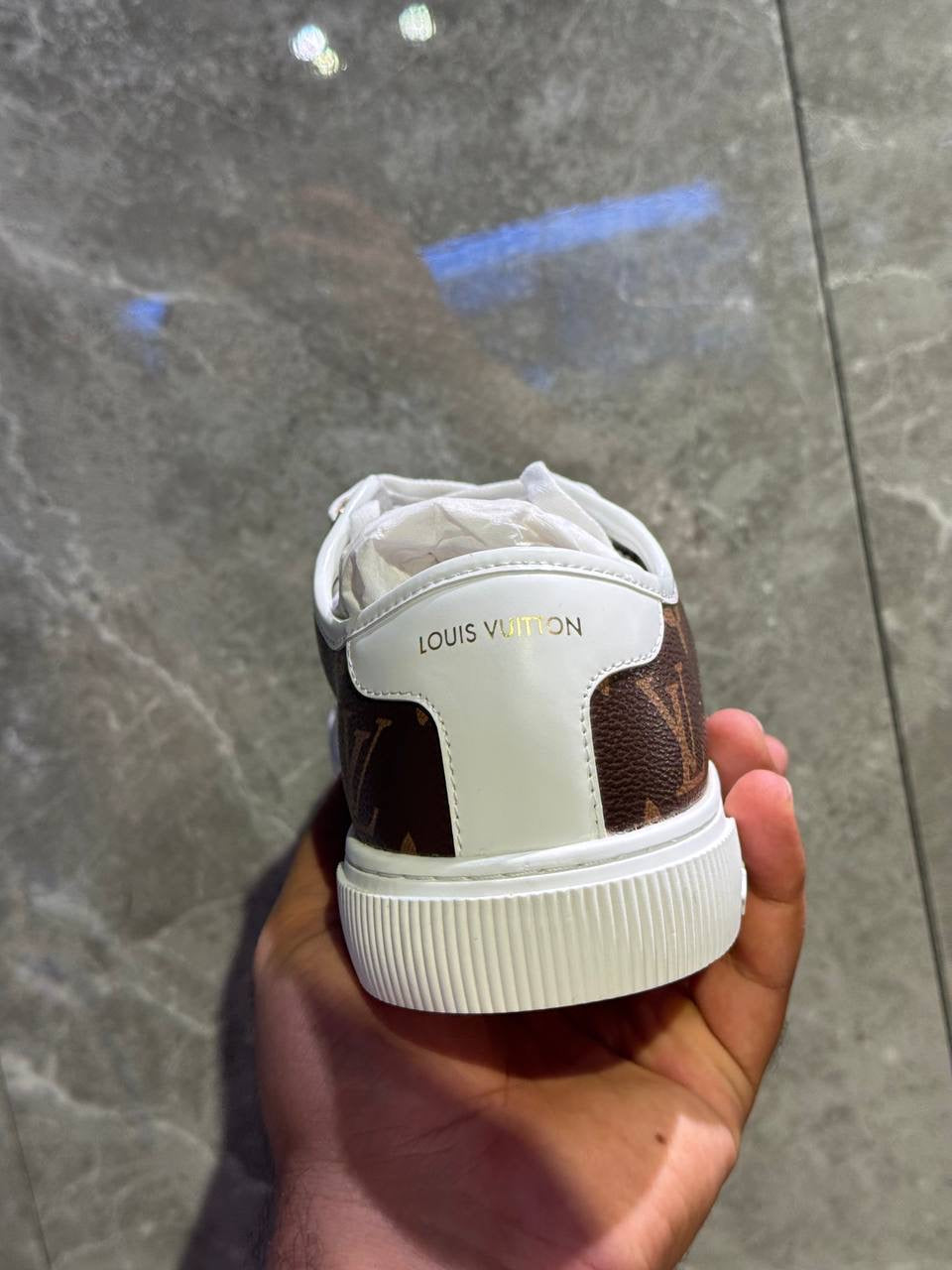 Louis Vuitton Sneakers