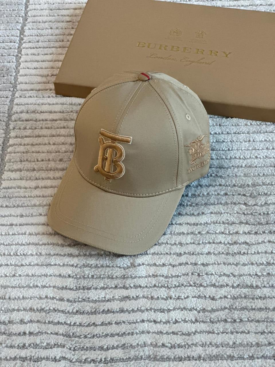 Burberry Cap 4 colors