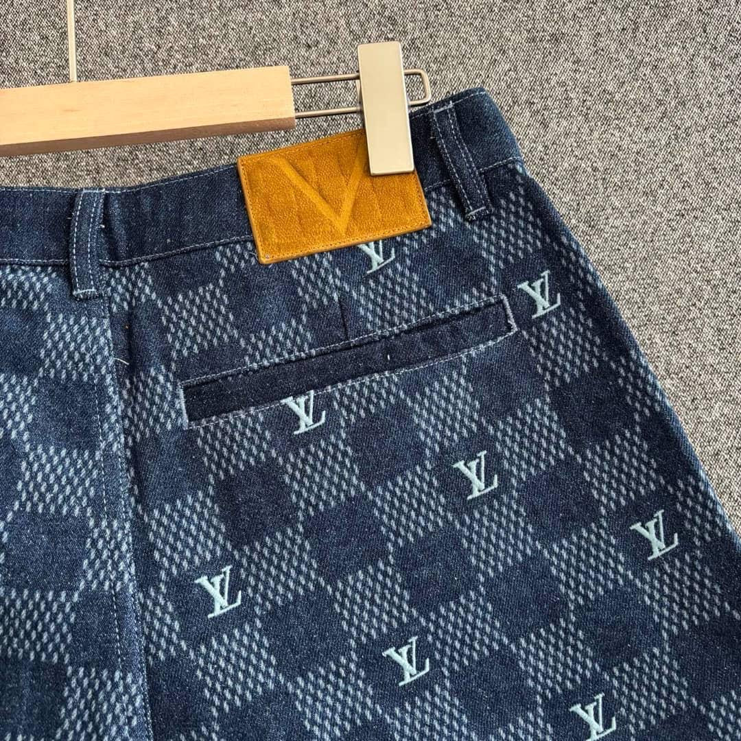 Louis Vuitton Short