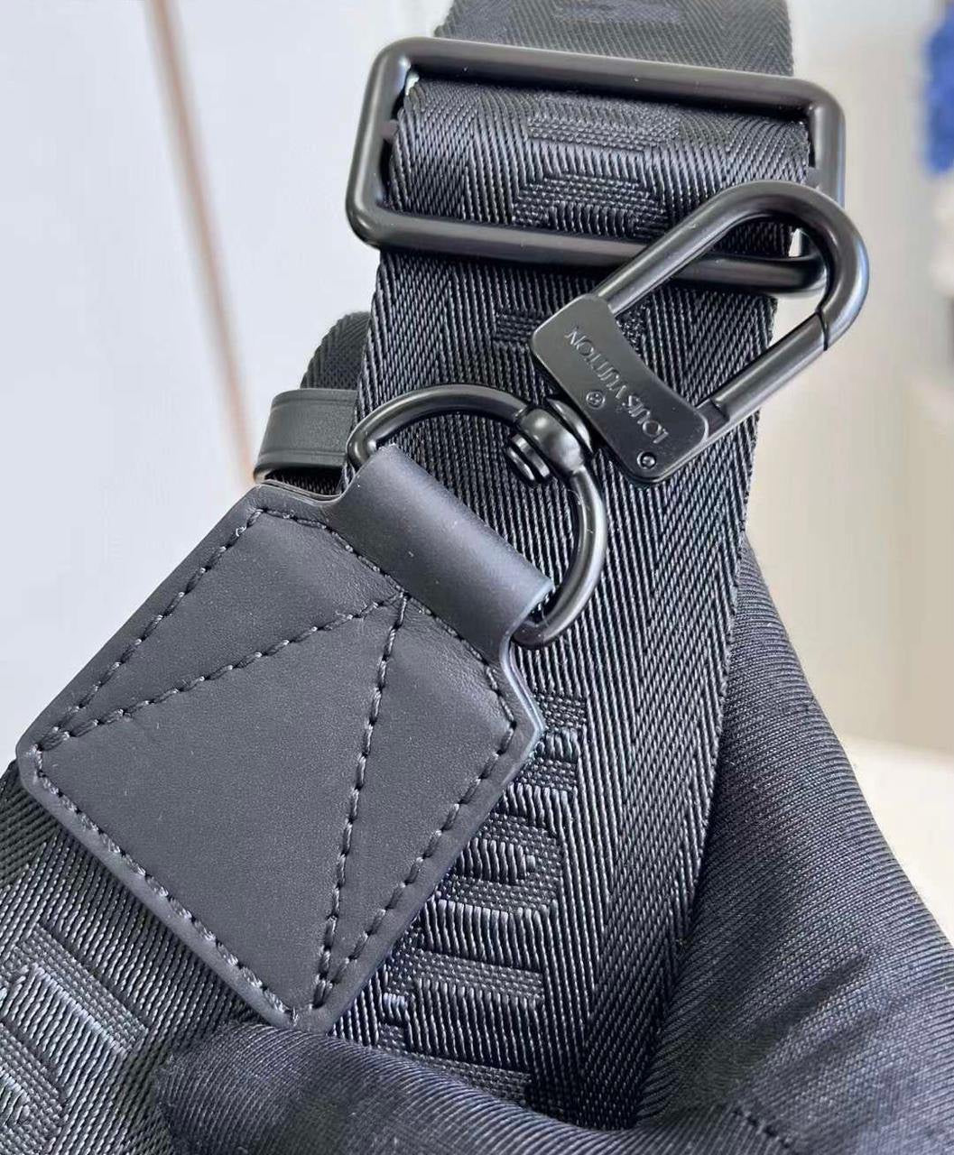 Louis Vuitton Messenger Bag (VIP Quality)