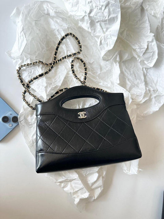 Chanel Sling Bag (VIP Quality)