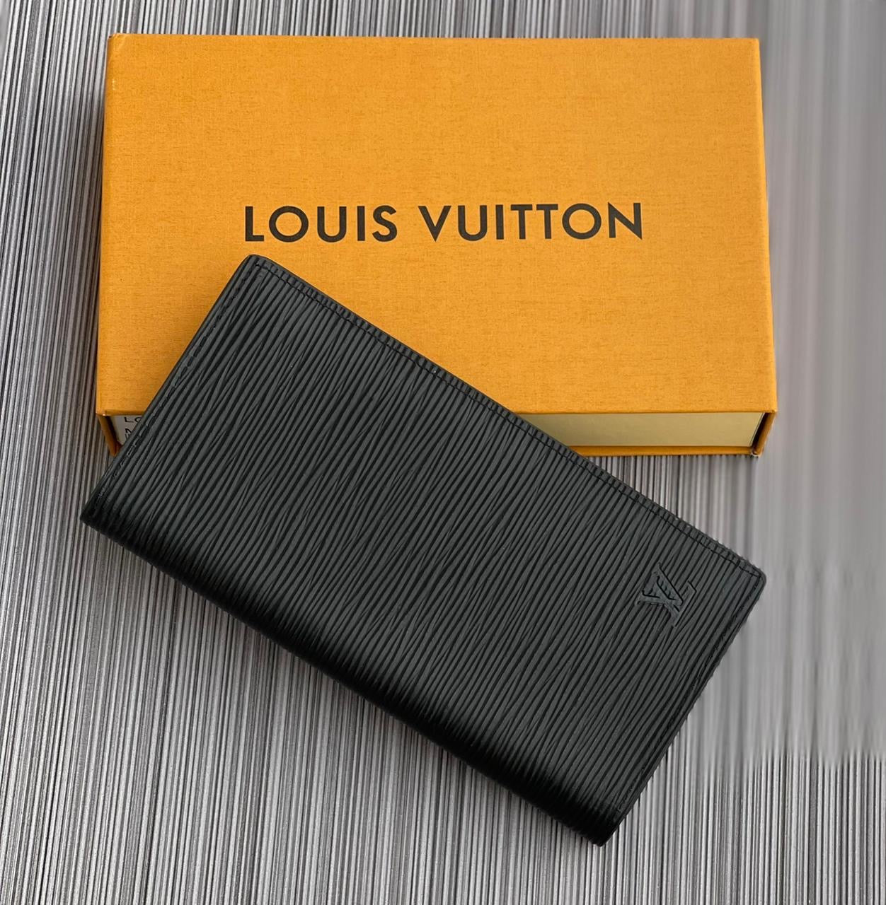 Louis Vuitton Long Wallets 5 colors