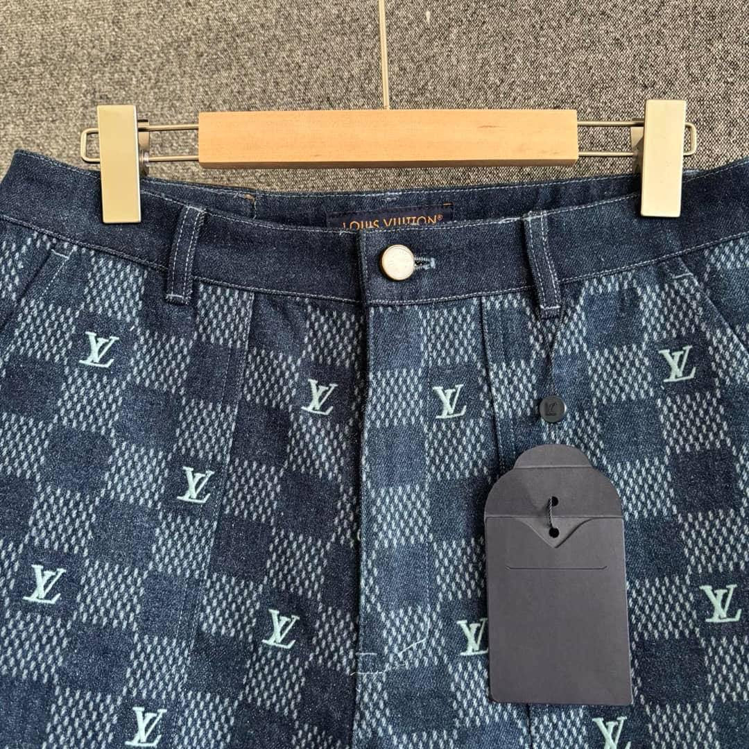 Louis Vuitton Short