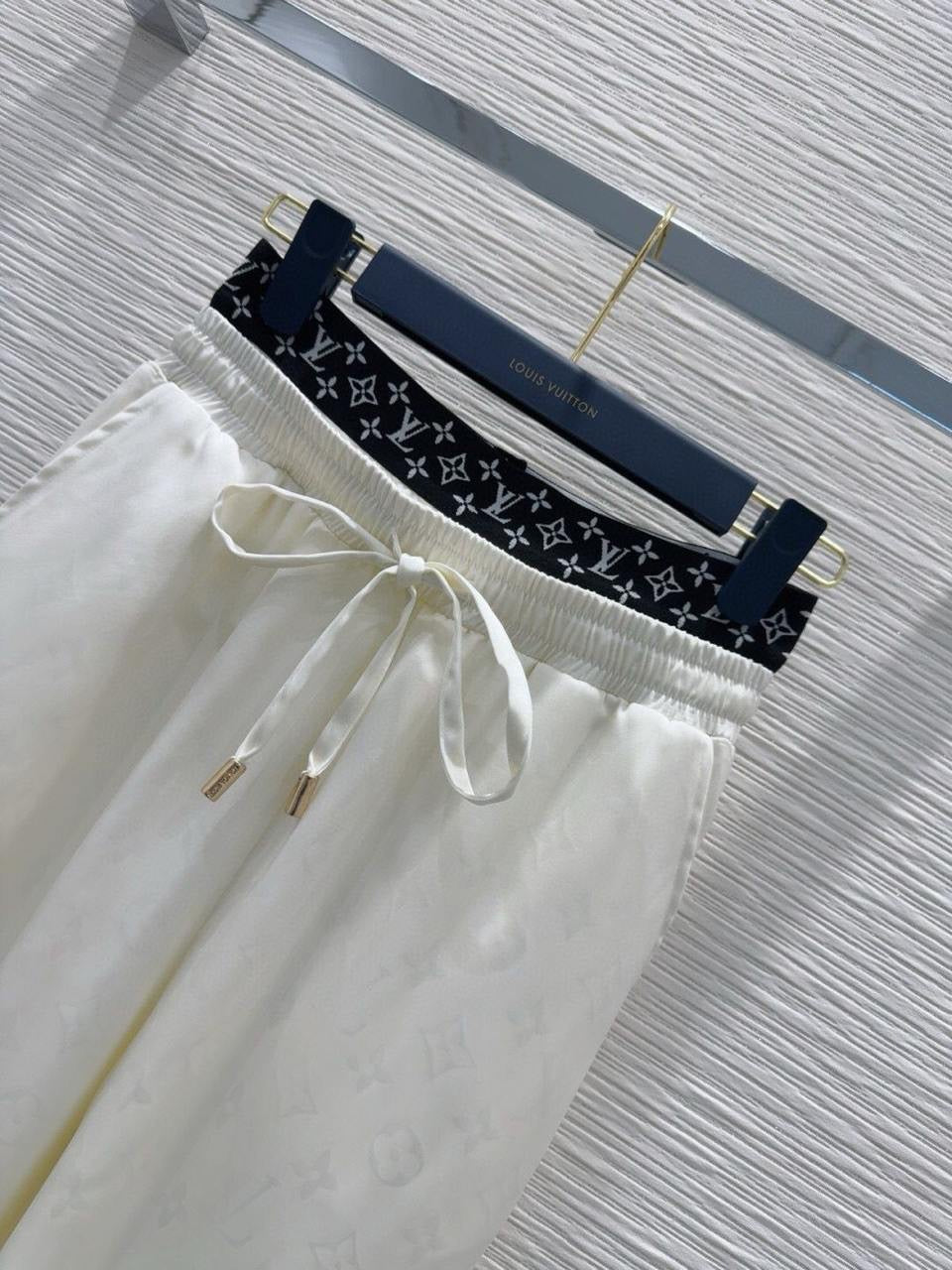 Louis Vuitton Pants 2 colors
