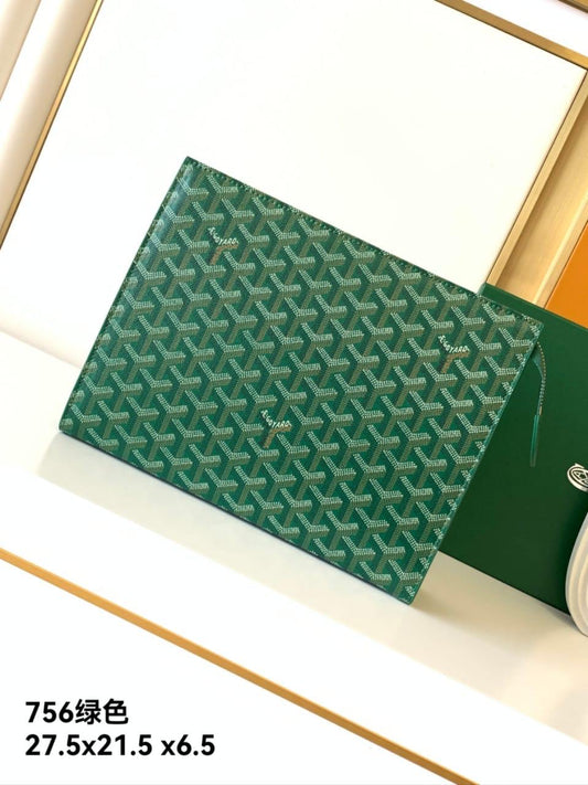 Goyard Clutch