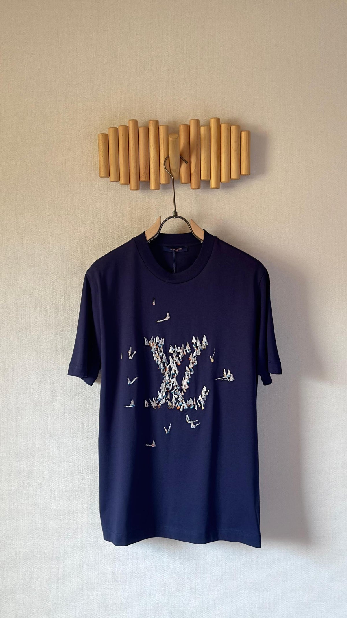 Louis Vuitton T-Shirt 2 colors