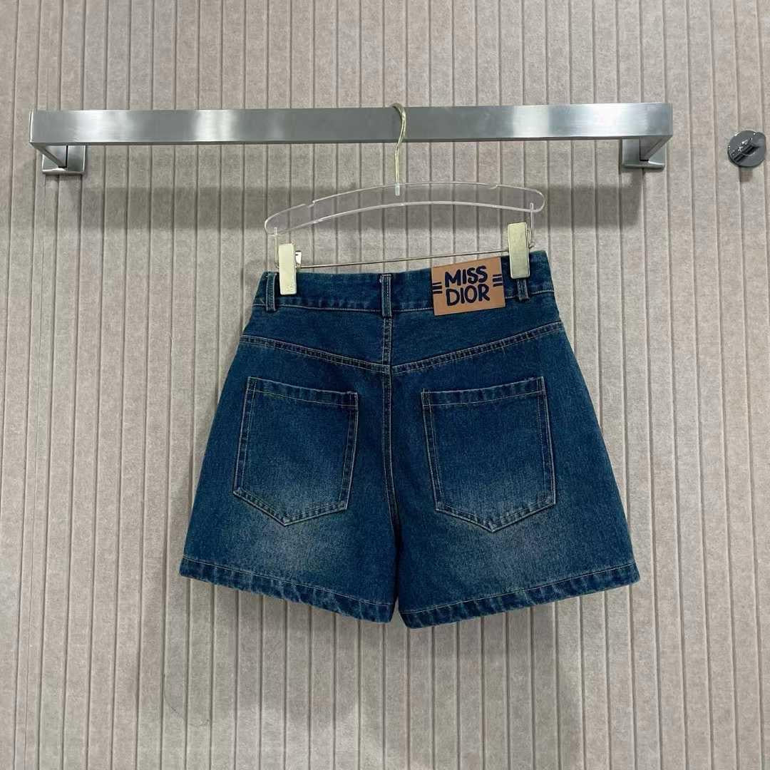 Dior Short