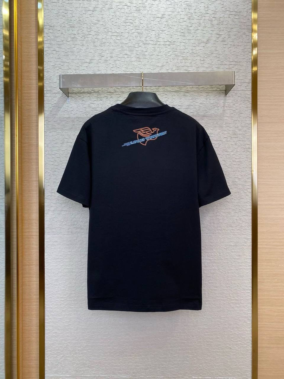 Louis Vuitton T-shirt (VIP Quality)