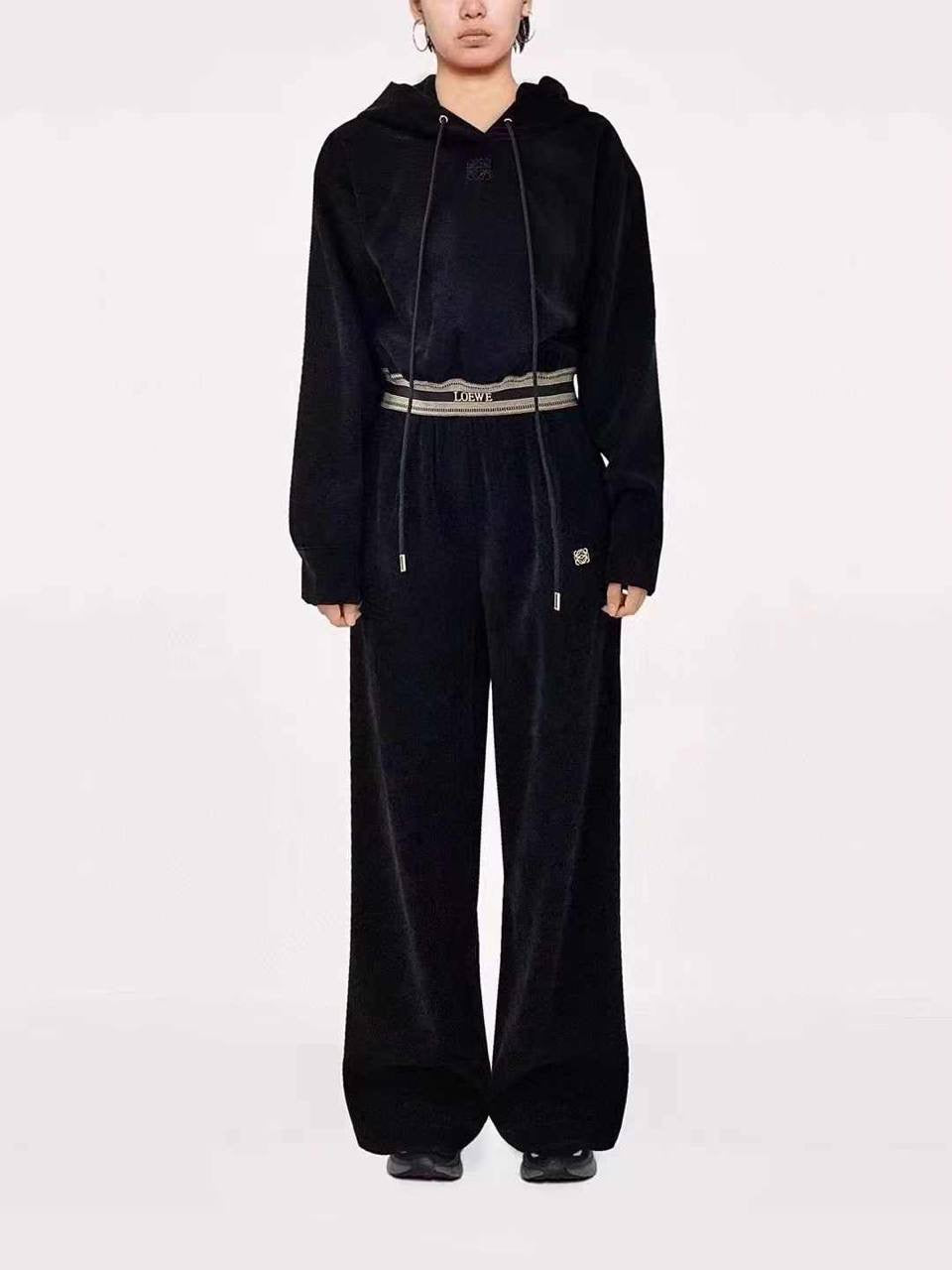 Loewe Set