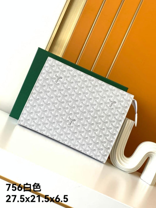 Goyard Clutch