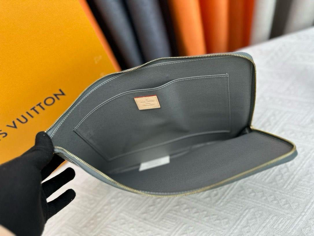 Louis Vuitton Clutch