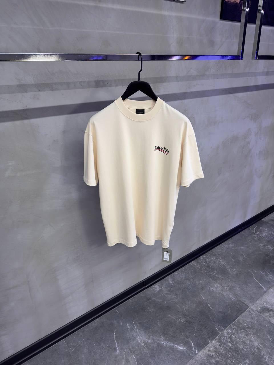 Balenciaga T-Shirt