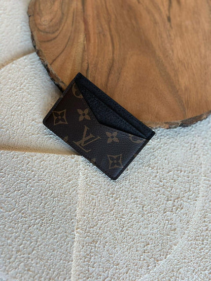 Louis Vuitton CardHolder (VIP Quality)