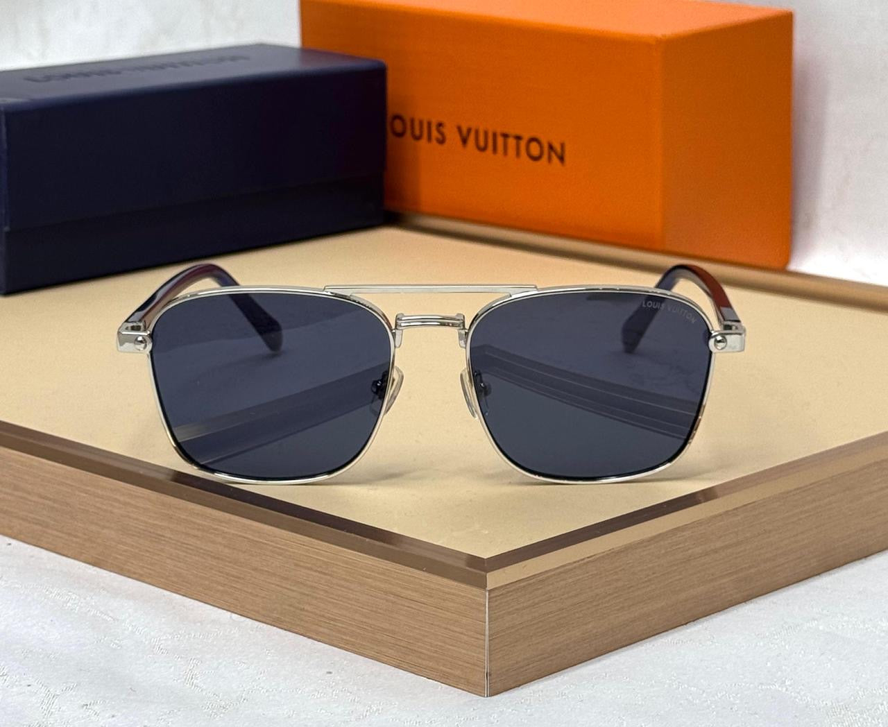 Louis Vuitton Sunglasses 4 colors