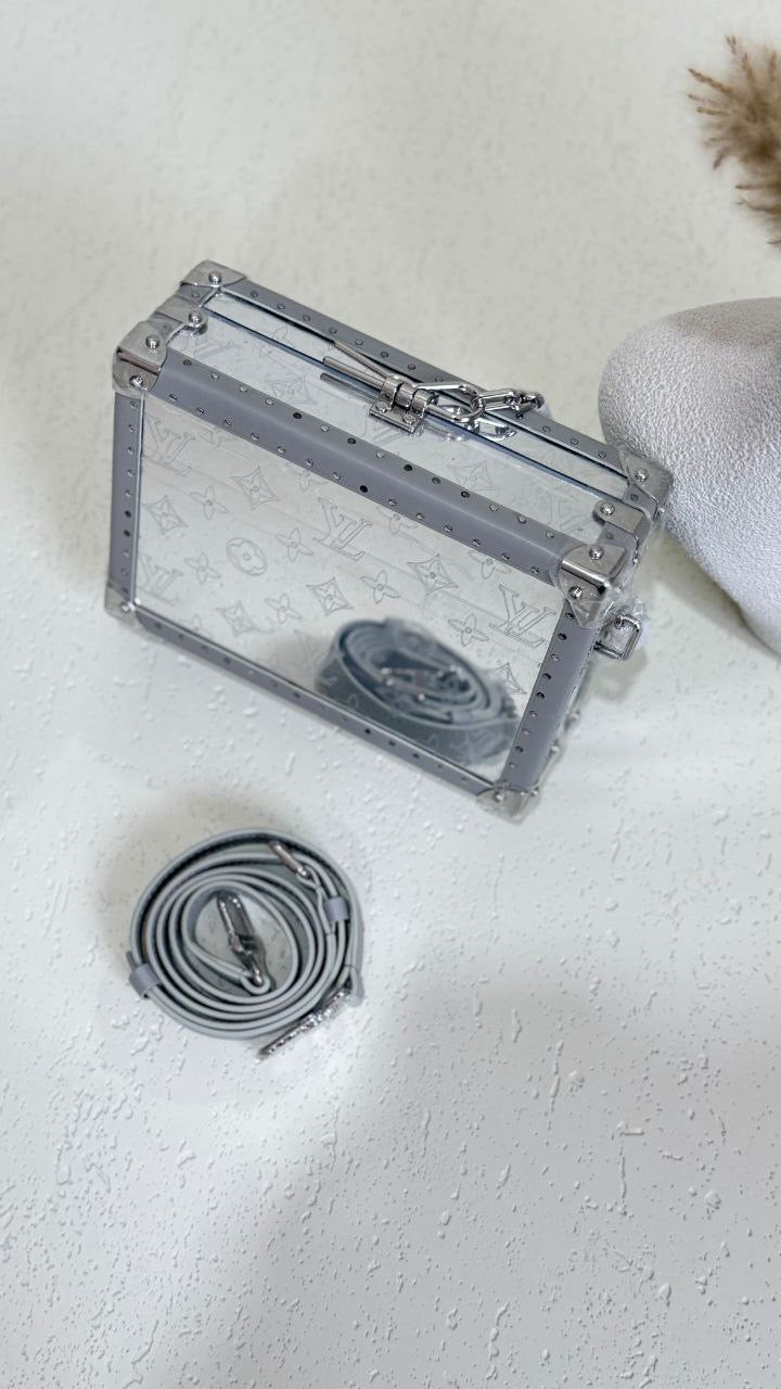 Louis Vuitton Messenger Bag (VIP Quality)