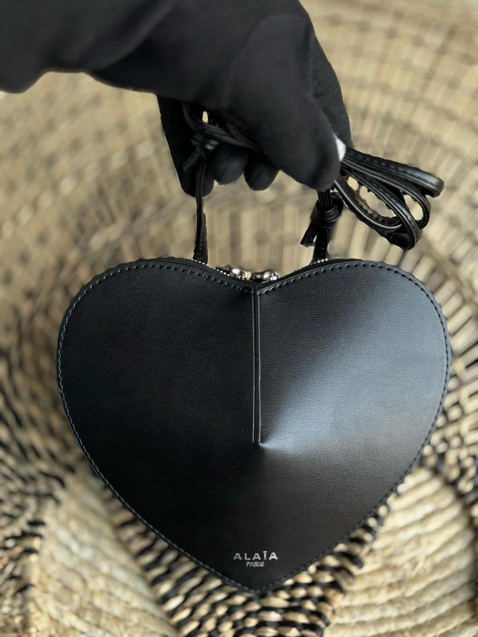 Alaia Sling Bag 8 colors