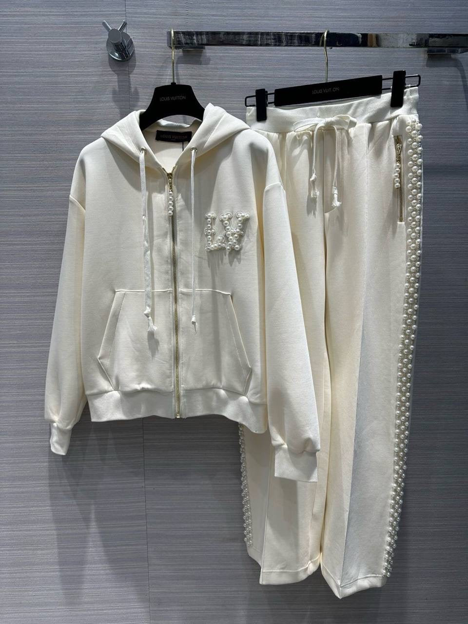 Louis Vuitton Set
